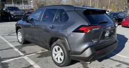 2019 Toyota RAV4 LE FWD