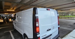 Opel Vivaro 2016, odlican