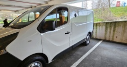 Opel Vivaro 2016, odlican