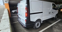 Opel Vivaro 2016, odlican