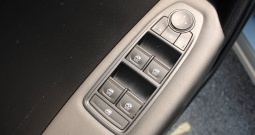 Renault Captur 1.0 TCe *NAVIGACIJA, KAMERA*