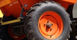 Pogledajte AUSA D150 Raddumper 2008. – Kompaktan i snažan za gradilište!