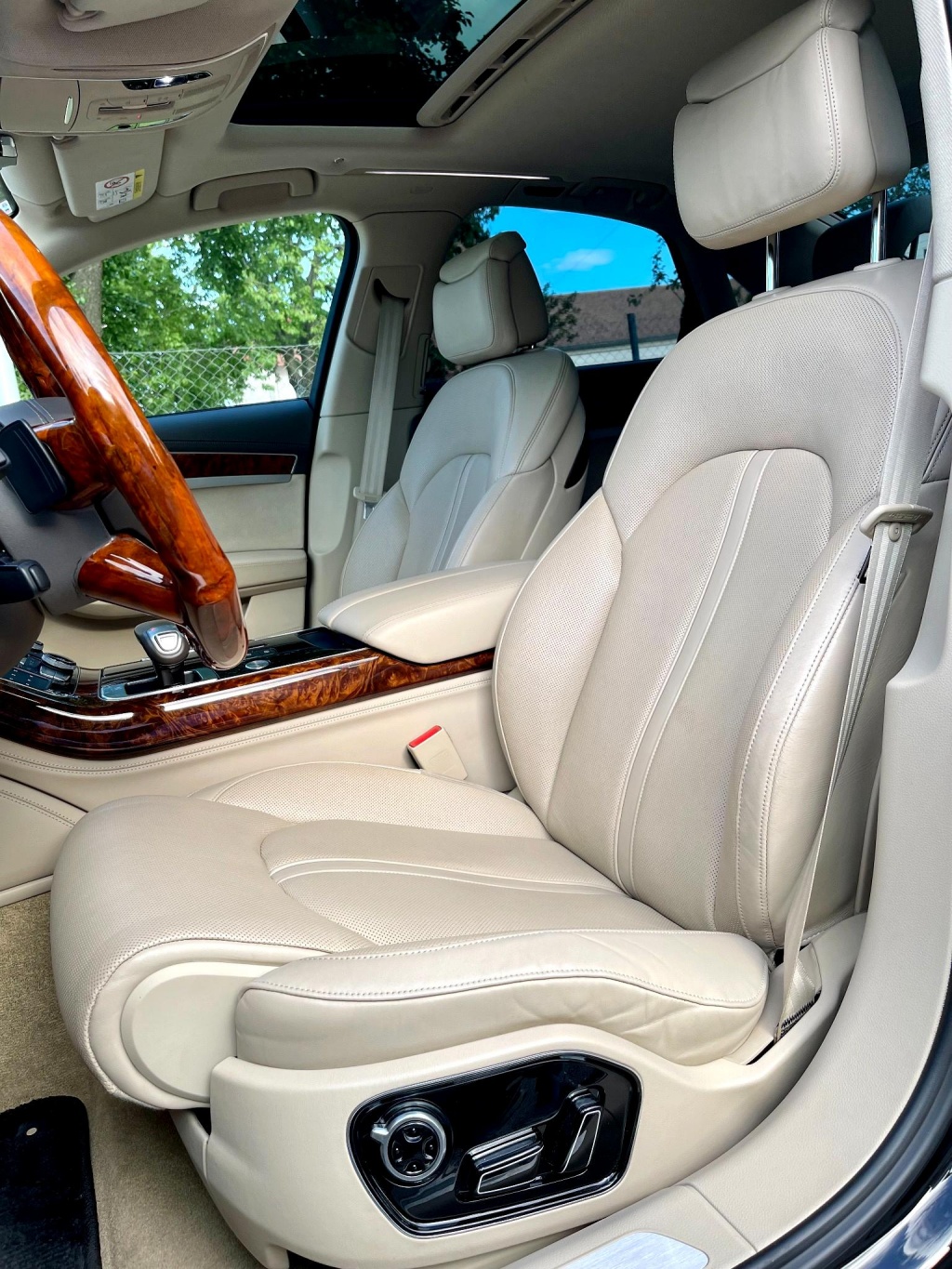 Audi A8 4.0 TFSI Quattro | 435 KS | samo 31.8