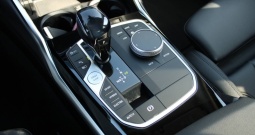 BMW serija 3 330e Plug-in Hybrid AUTOMATIK *LED, NAVIGACIJA*