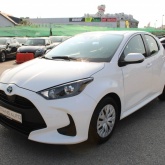 Toyota Yaris 1.5 Hybrid Dynamic AUTOMATIK *KAMERA*