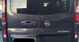 Opel Vivaro 1.6 BiTurbo 2016., putnički 8+1
