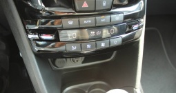 Peugeot 2008 1.2 Puretech GT Line AUTOMATIK *PANORAMA, NAVIGACIJA, KAMERA*