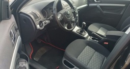 Škoda Octavia 1.6 TDI, Ambient SW, garancija, servisna knjiga