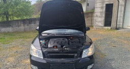 Škoda Octavia 1.6 TDI, Ambient SW, garancija, servisna knjiga