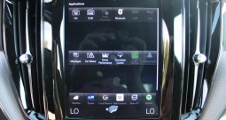 Volvo XC60 T8 Recharge AWD R-Design *PANORAMA, LED, NAVIGACIJA*