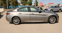 Alfa Romeo Giulia 2.2 Mjt AUTOMATIK 190ks *NAVIGACIJA, KAMERA*