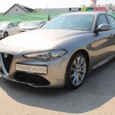 Alfa Romeo Giulia 2.2 Mjt AUTOMATIK 190ks *NAVIGACIJA, KAMERA*