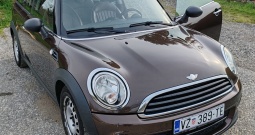 MINI Clubman 1.6D, 2011. Registriran do 04/26