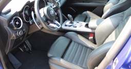 Alfa Romeo Stelvio 2.2 MJT Q4 AUTOMATIK *NAVIGACIJA, KAMERA*