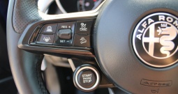 Alfa Romeo Stelvio 2.2 MJT Q4 AUTOMATIK *NAVIGACIJA, KAMERA*