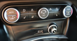 Alfa Romeo Stelvio 2.2 MJT Q4 AUTOMATIK *NAVIGACIJA, KAMERA*