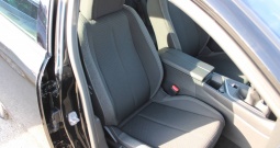 Peugeot 308 1.2 Puretech *NAVIGACIJA, LED*