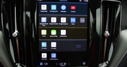 Volvo XC60 B4 2.0D AUTOMATIK *LED, NAVIGACIJA, KAMERA*