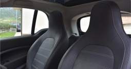 Smart Fortwo 60KW Multimedia,Koža,Panorama-Prime
