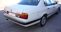 BMW 735i e32
