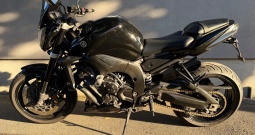Yamaha FZ1 Black Edition