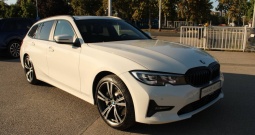 BMW serija 3 330e Touring *LED, PANORAMA, NAVIGACIJA*