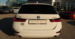 BMW serija 3 330e Touring *LED, PANORAMA, NAVIGACIJA*