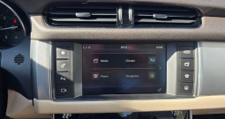 Jaguar XF 2.0d, xenon, kožna sjedala, krovni otvor. Veliki servis