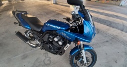 Yamaha FZS 600 2001 g.