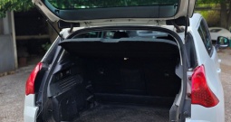 Peugeot 3008 1,6 HDI premium