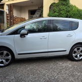 Peugeot 3008 1,6 HDI premium