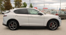 Alfa Romeo Stelvio 2.2 MJT Q4 Veloce 210ks AUTOMATIK *LED, NAVIGACIJA, KAMERA*