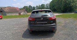 Nissan Qashqai 1.5 dci super stanje-kartice