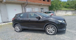 Nissan Qashqai 1.5 dci super stanje-kartice