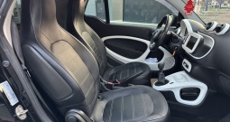 Smart fortwo coupe 0.9 turbo limited full *panorama koža led * navi***
