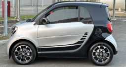 Smart fortwo coupe 0.9 turbo limited full *panorama koža led * navi***