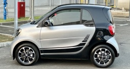 Smart fortwo coupe 0.9 turbo limited full *panorama koža led * navi***