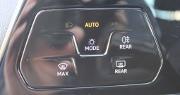 VW Golf VIII 2.0 TDi *LED, NAVIGACIJA, KAMERA*