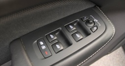Volvo V60 D3 AUTOMATIK R-Design *LED, NAVIGACIJA, KAMERA*