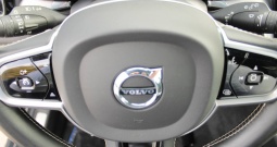 Volvo V60 D3 AUTOMATIK R-Design *LED, NAVIGACIJA, KAMERA*