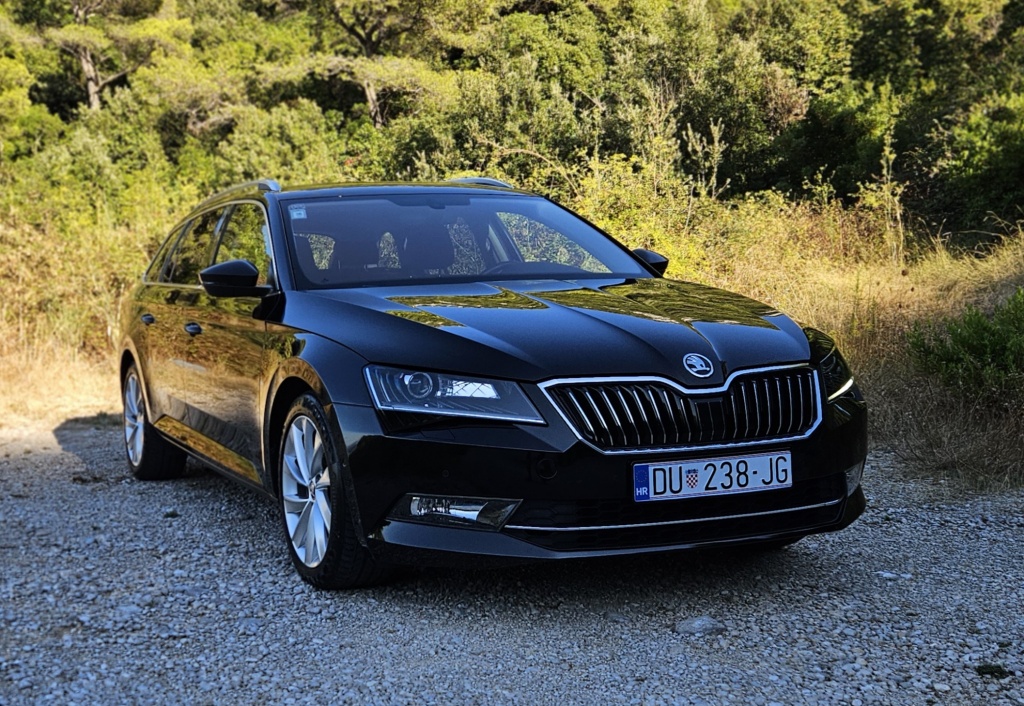 ***SUPERB 2.0 DSG***LED**PARK PILOT