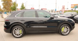 Porsche Cayenne 3.0 V6 E-Hybrid *PANORAMA, LED, NAVIGACIJA*