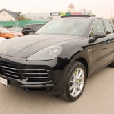 Porsche Cayenne 3.0 V6 E-Hybrid *PANORAMA, LED, NAVIGACIJA*