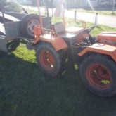 Antonio Carraro 4x4 sa prikolicom, odličan