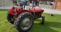 IMT 533. Kompletno obnovljen.