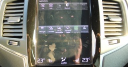 Volvo XC90 B5 AWD AUTOMATIK *LED, NAVIGACIJA, KAMERA*