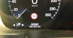 Volvo XC90 B5 AWD AUTOMATIK *LED, NAVIGACIJA, KAMERA*