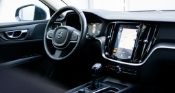 Volvo V60 D3 110kw 2020.g., očuvan, besplatna dostava ⭐⭐⭐