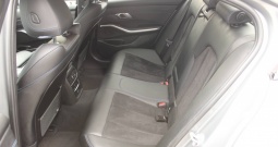 BMW serija 3 320d xDrive AUTOMATIK M-paket *LED, HEAD-UP, KAMERA, NAVIGACIJA*