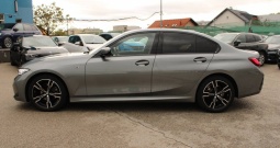 BMW serija 3 320d xDrive AUTOMATIK M-paket *LED, HEAD-UP, KAMERA, NAVIGACIJA*
